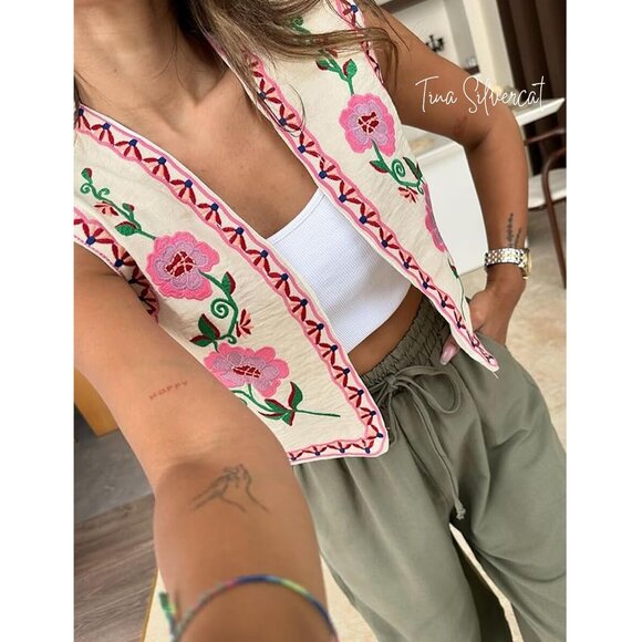 BLOGGER'S FAVE! Zara Embroidered Vest NWT - Picture 3 of 17